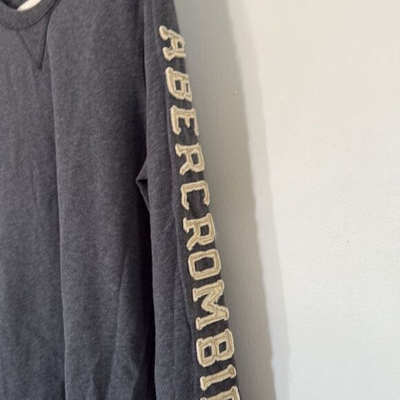 Abercrombie & Fitch Gray Muscle Fit Sweatshirt XL Long Sleeve Pullover - Picture 5 of 9